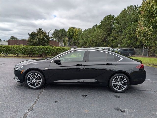 2019 Buick Regal Sportback Essence