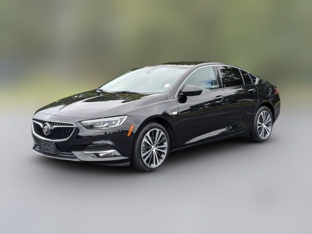 2019 Buick Regal Sportback Essence