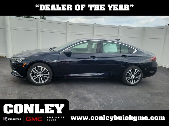 2019 Buick Regal Sportback Essence