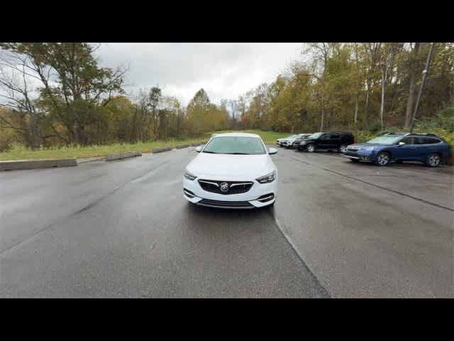 2019 Buick Regal Sportback Essence