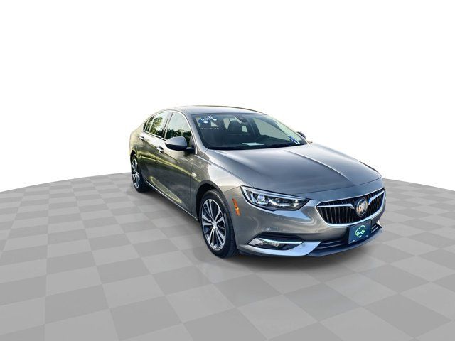 2019 Buick Regal Sportback Essence