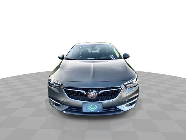 2019 Buick Regal Sportback Essence