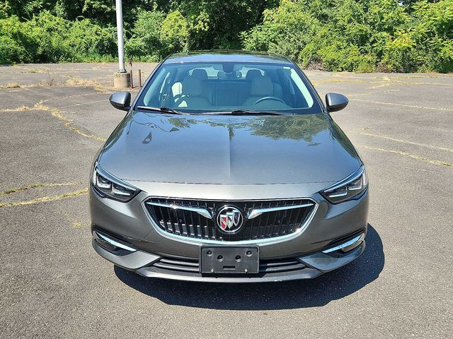 2019 Buick Regal Sportback Essence