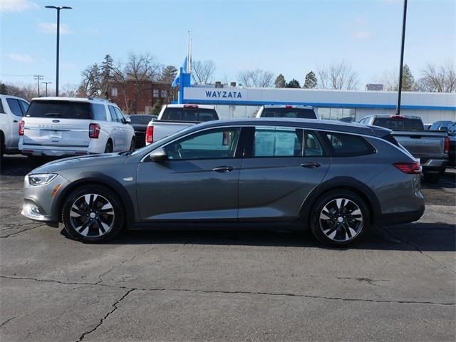 2019 Buick Regal TourX Essence