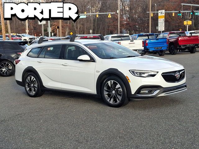 2019 Buick Regal TourX Essence