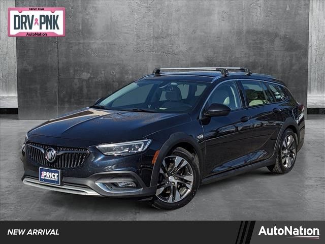 2019 Buick Regal TourX Essence