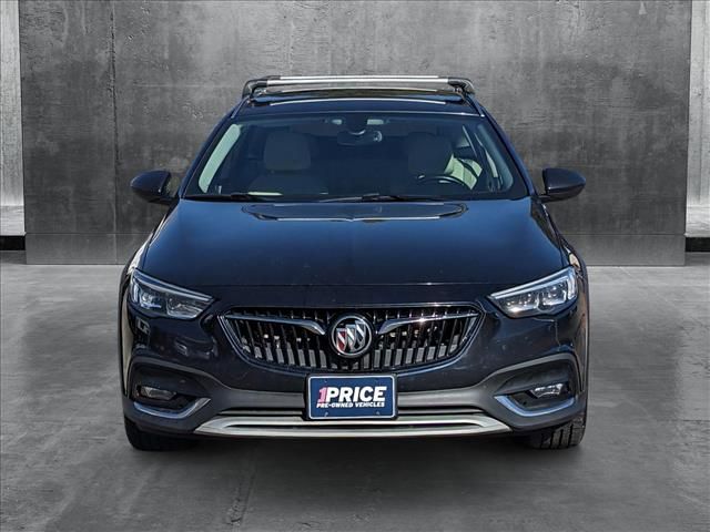 2019 Buick Regal TourX Essence