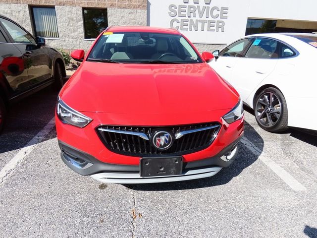 2019 Buick Regal TourX Essence