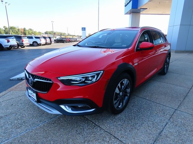 2019 Buick Regal TourX Essence