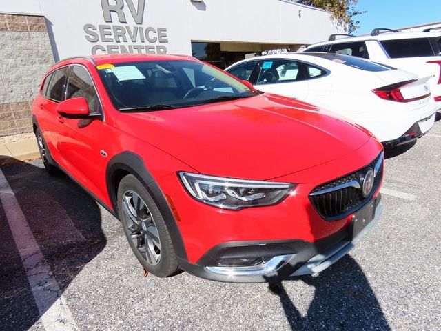 2019 Buick Regal TourX Essence