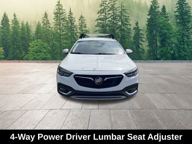 2019 Buick Regal TourX Essence