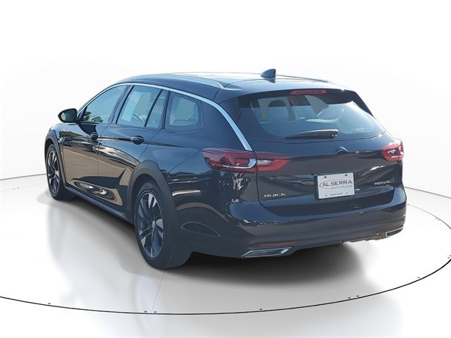 2019 Buick Regal TourX Essence