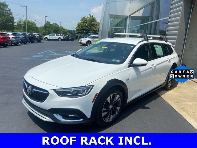 2019 Buick Regal TourX Essence