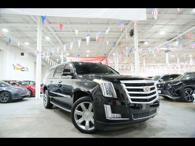 2019 Cadillac Escalade ESV Luxury