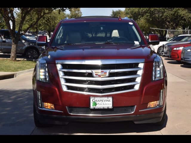 2019 Cadillac Escalade Luxury