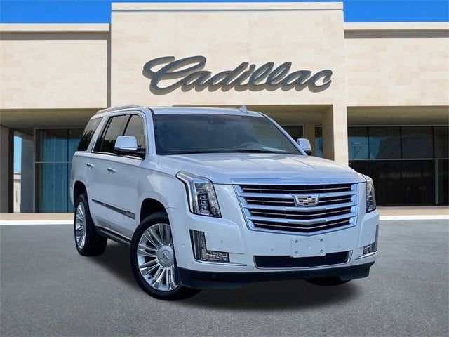 2019 Cadillac Escalade Platinum