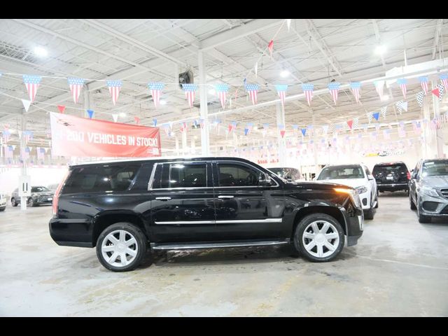 2019 Cadillac Escalade ESV Luxury