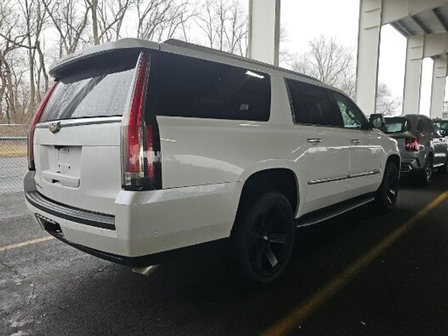 2019 Cadillac Escalade ESV Luxury