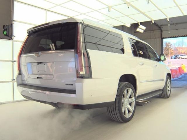 2019 Cadillac Escalade ESV Luxury