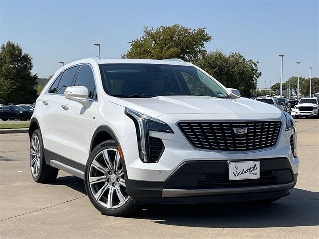 2019 Cadillac XT4 Premium Luxury