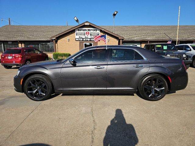 2019 Chrysler 300 Limited