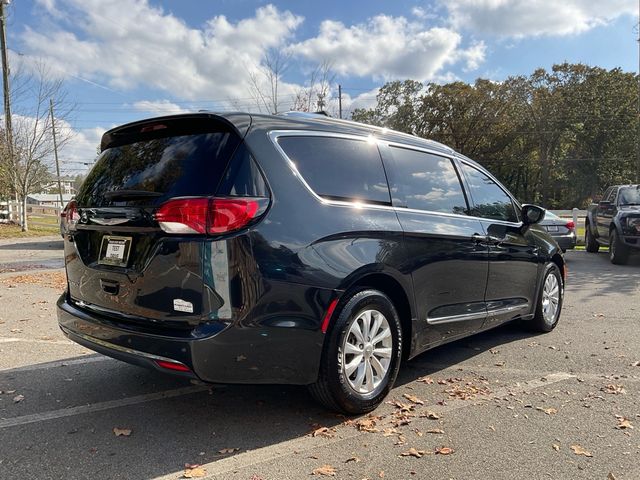 2019 Chrysler Pacifica Touring-L