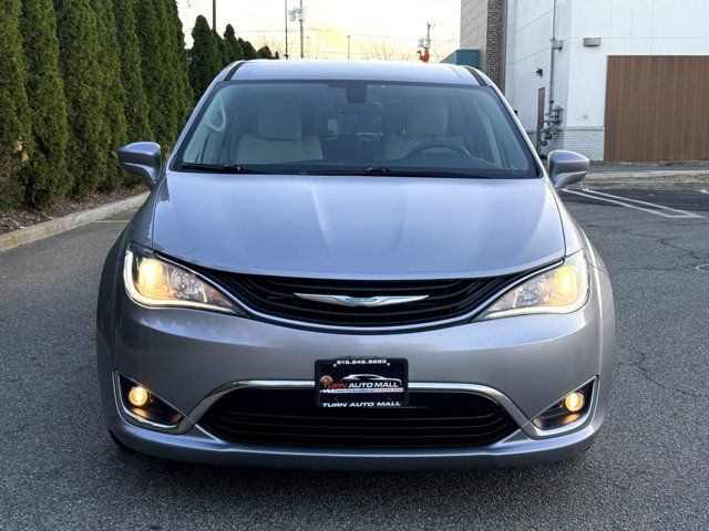 2019 Chrysler Pacifica Hybrid Touring L Plus