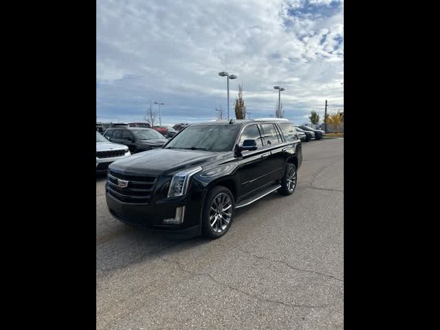 2019 Cadillac Escalade Luxury