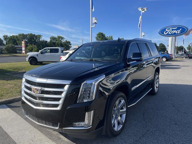 2019 Cadillac Escalade Luxury