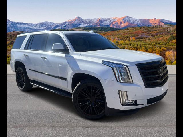 2019 Cadillac Escalade Luxury