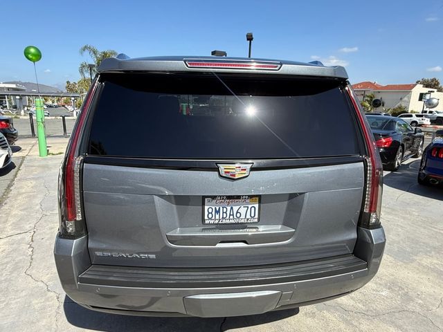 2019 Cadillac Escalade Luxury
