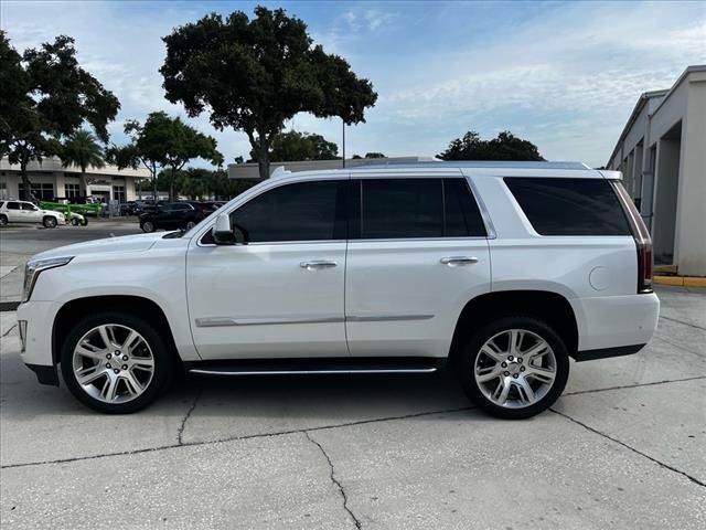 2019 Cadillac Escalade Luxury