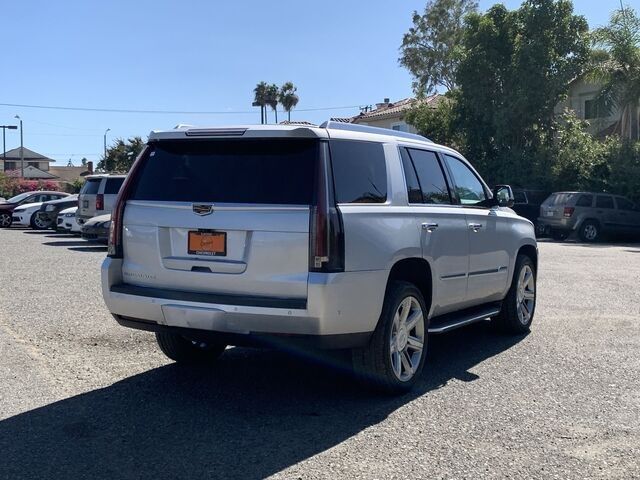 2019 Cadillac Escalade Luxury