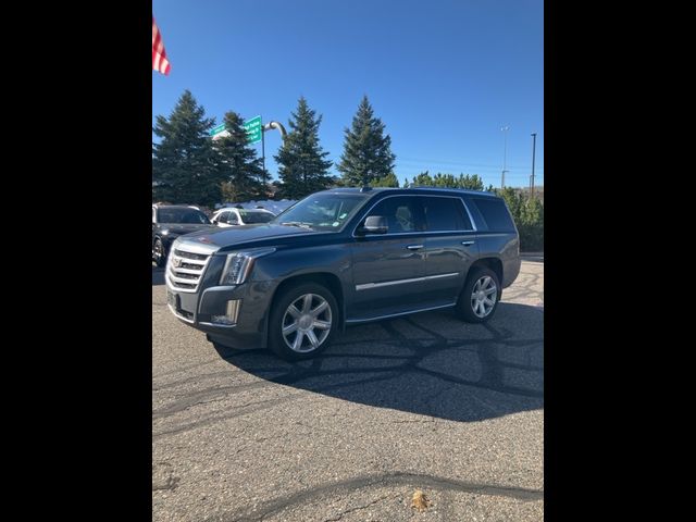 2019 Cadillac Escalade Luxury