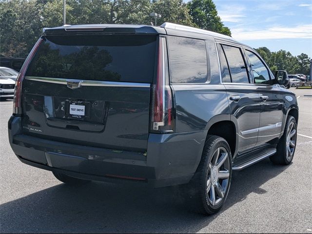 2019 Cadillac Escalade Luxury