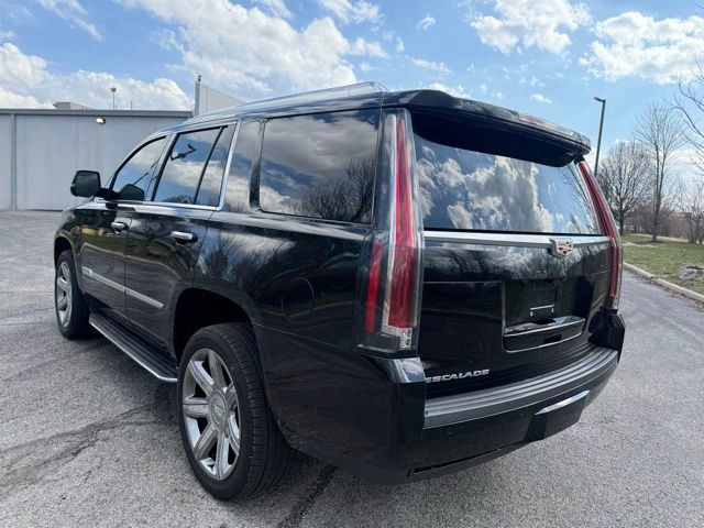 2019 Cadillac Escalade Luxury