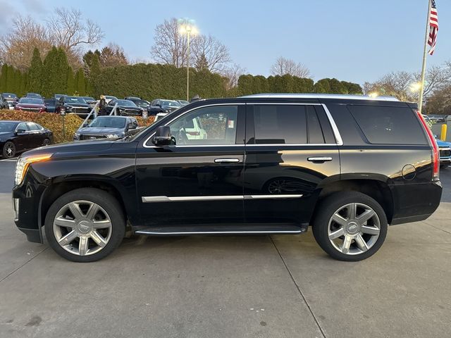 2019 Cadillac Escalade Luxury