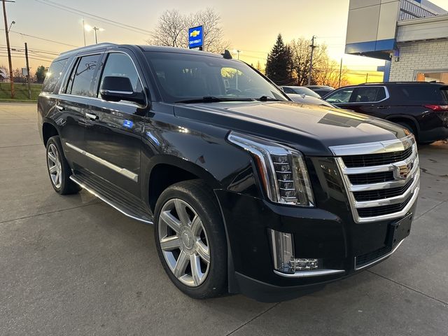 2019 Cadillac Escalade Luxury