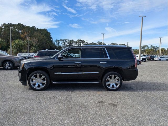 2019 Cadillac Escalade Luxury