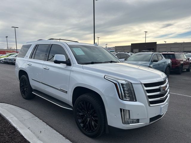 2019 Cadillac Escalade Luxury