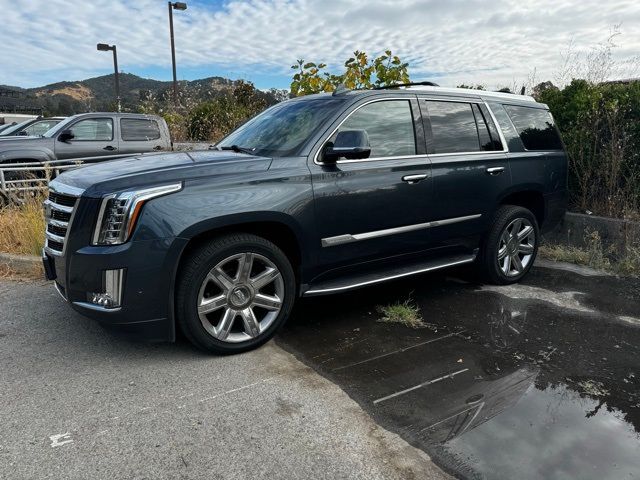 2019 Cadillac Escalade Luxury