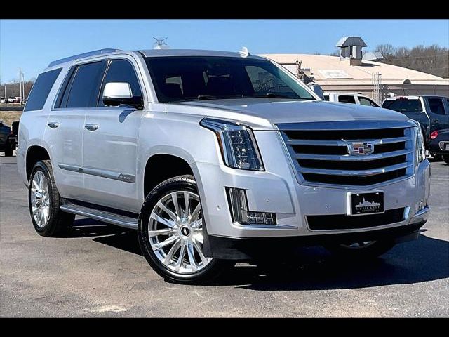 2019 Cadillac Escalade Luxury