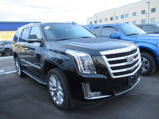 2019 Cadillac Escalade Luxury