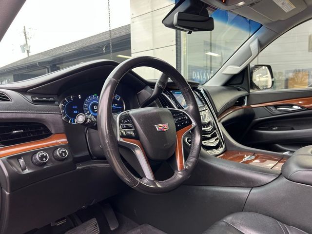 2019 Cadillac Escalade Luxury