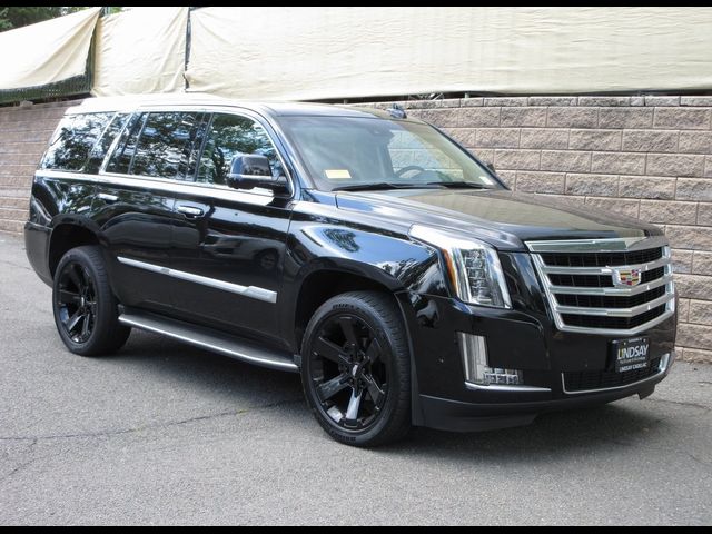 2019 Cadillac Escalade Luxury