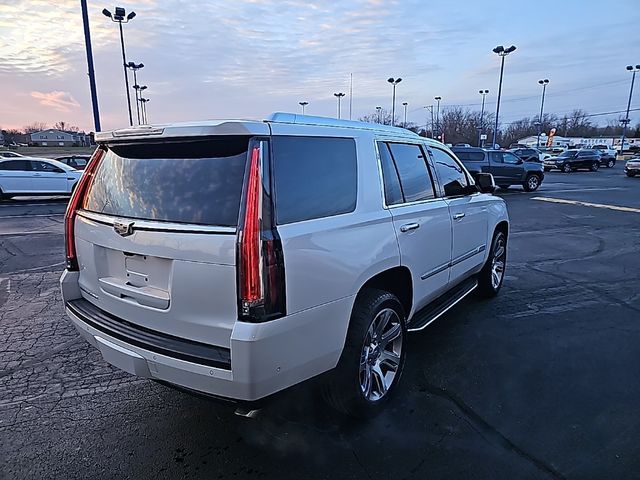 2019 Cadillac Escalade Luxury