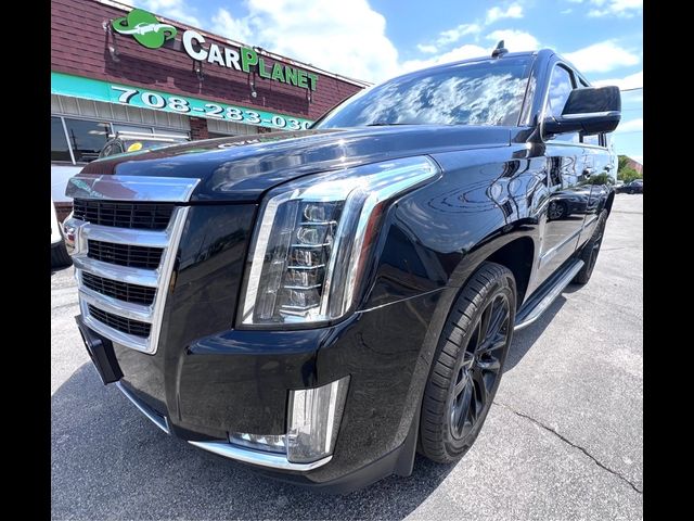 2019 Cadillac Escalade Luxury