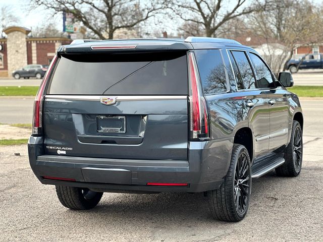 2019 Cadillac Escalade Luxury