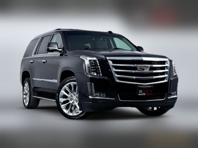 2019 Cadillac Escalade Luxury