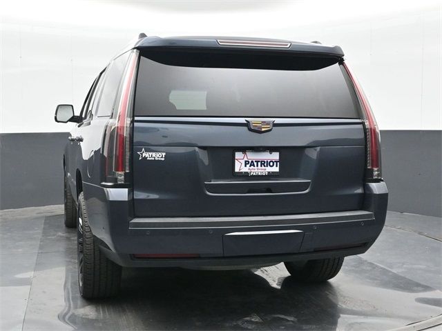 2019 Cadillac Escalade Platinum